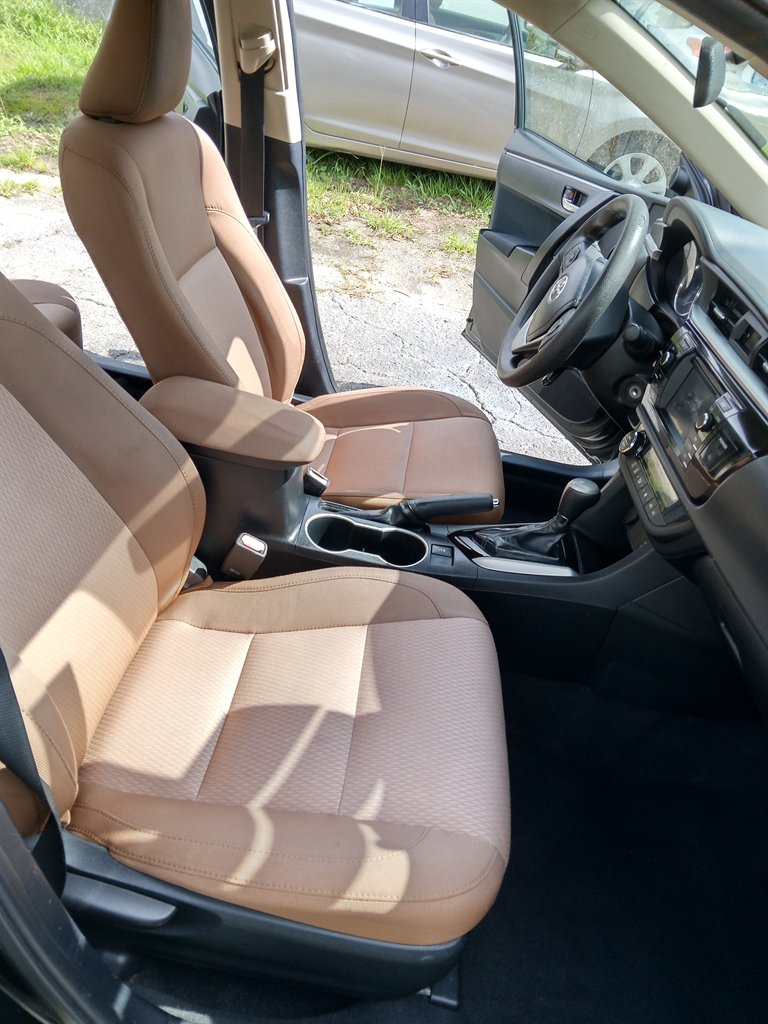 2014 Toyota Corolla LE - Photo 15