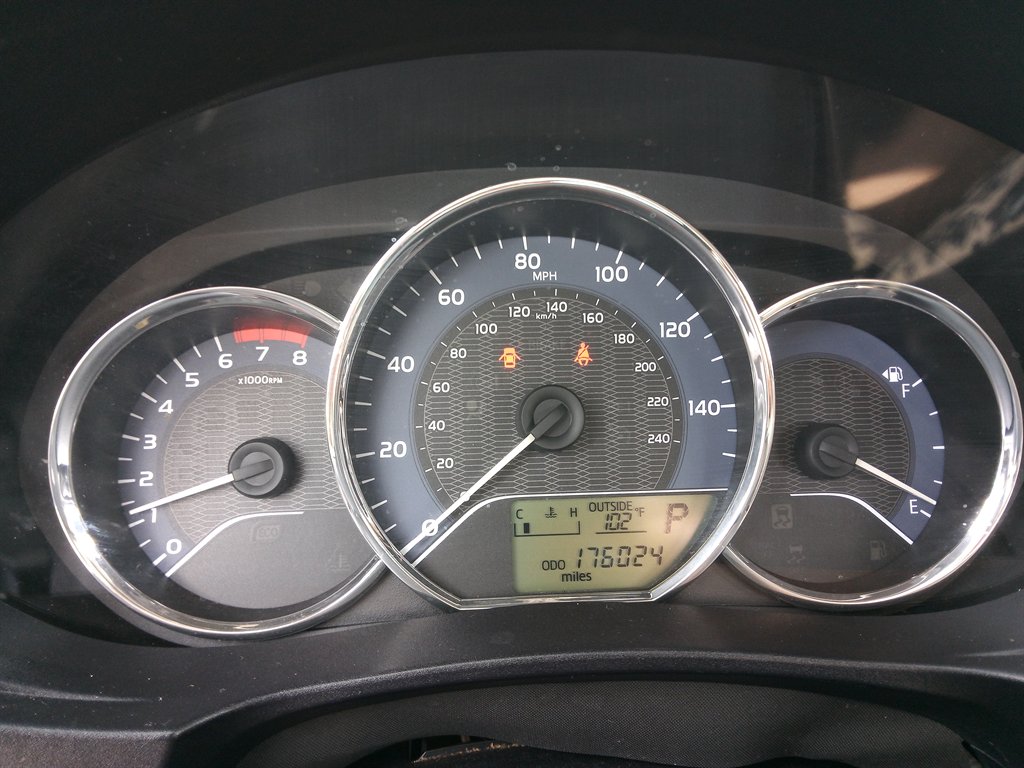 2014 Toyota Corolla LE - Photo 10