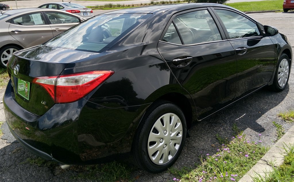 2014 Toyota Corolla LE - Photo 6