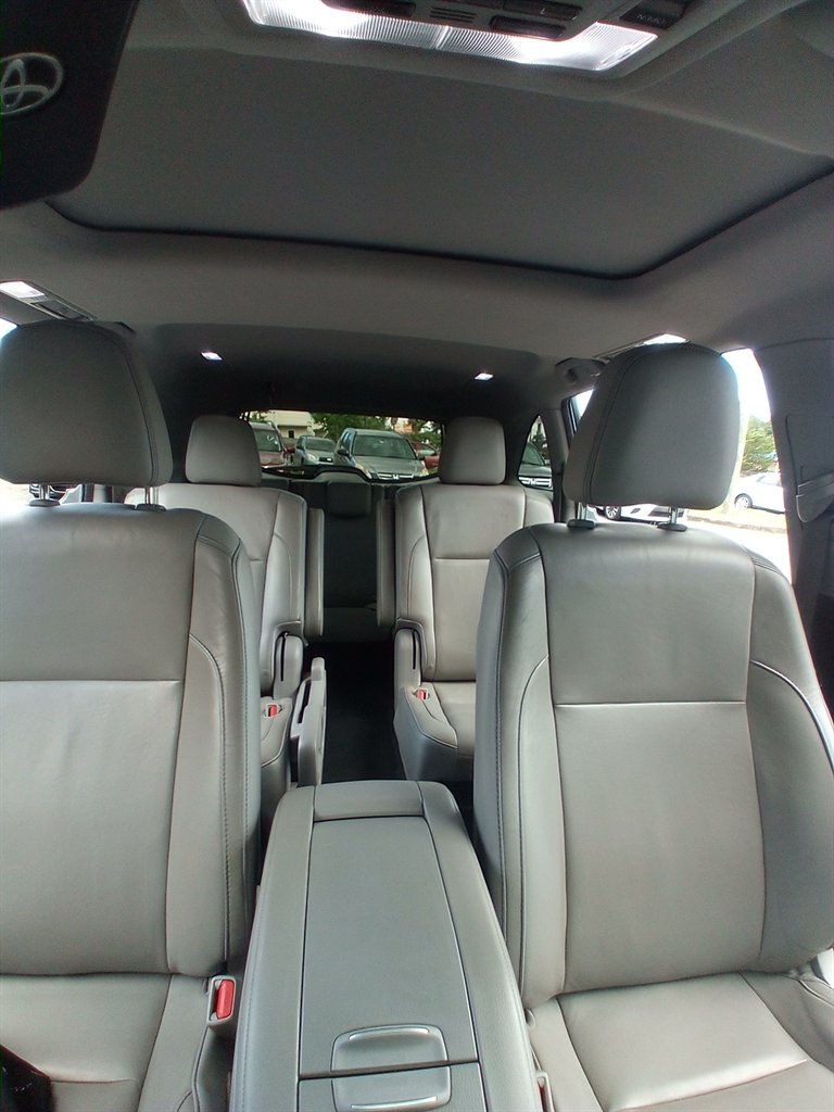 2016 Toyota Highlander XLE - Photo 17