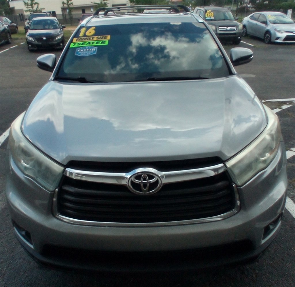 2016 Toyota Highlander XLE - Photo 8