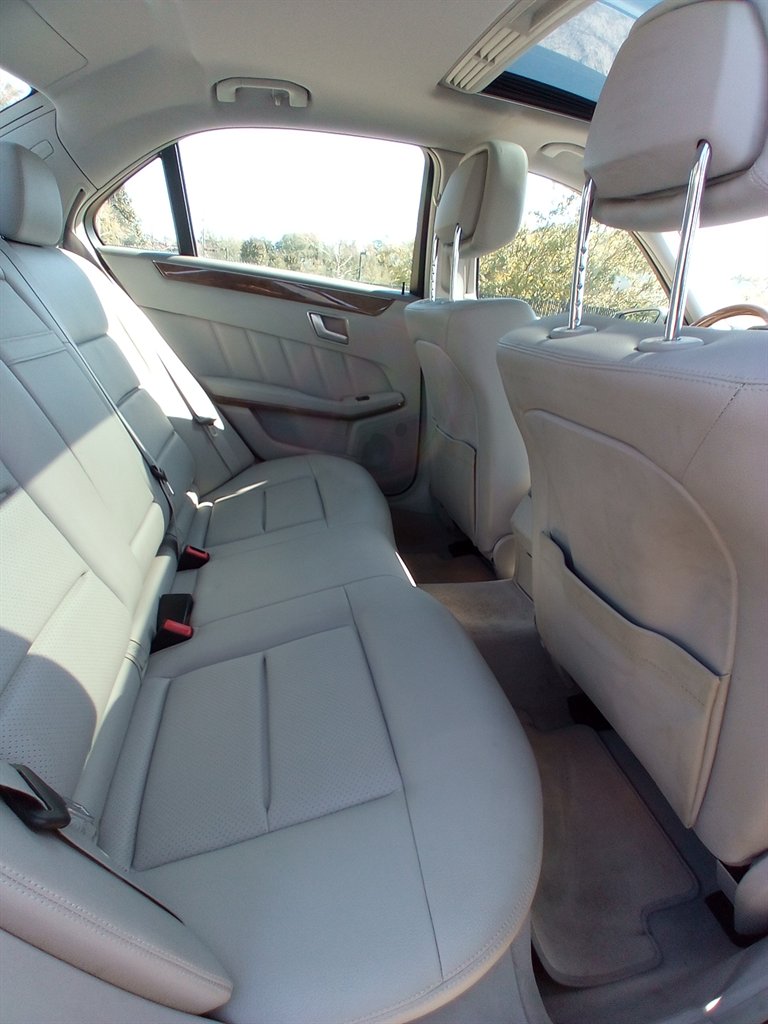 2012 Mercedes-Benz E-Class - Photo 17