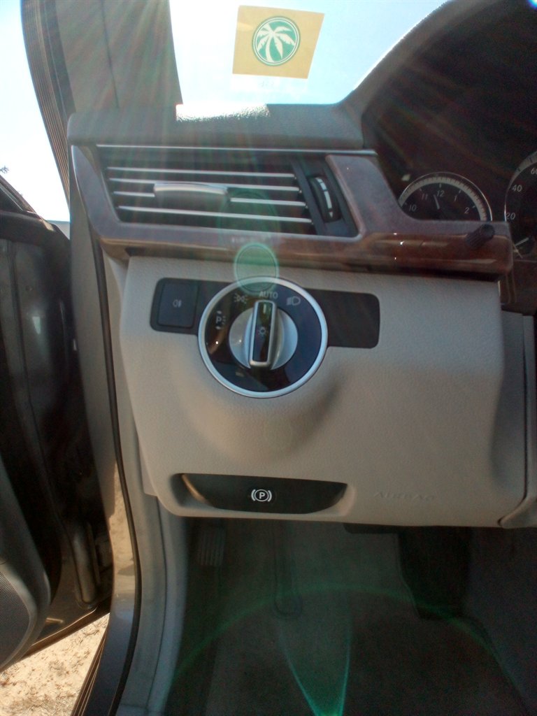 2012 Mercedes-Benz E-Class - Photo 10