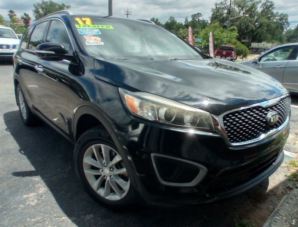 2017 Kia Sorento LX AT's photo