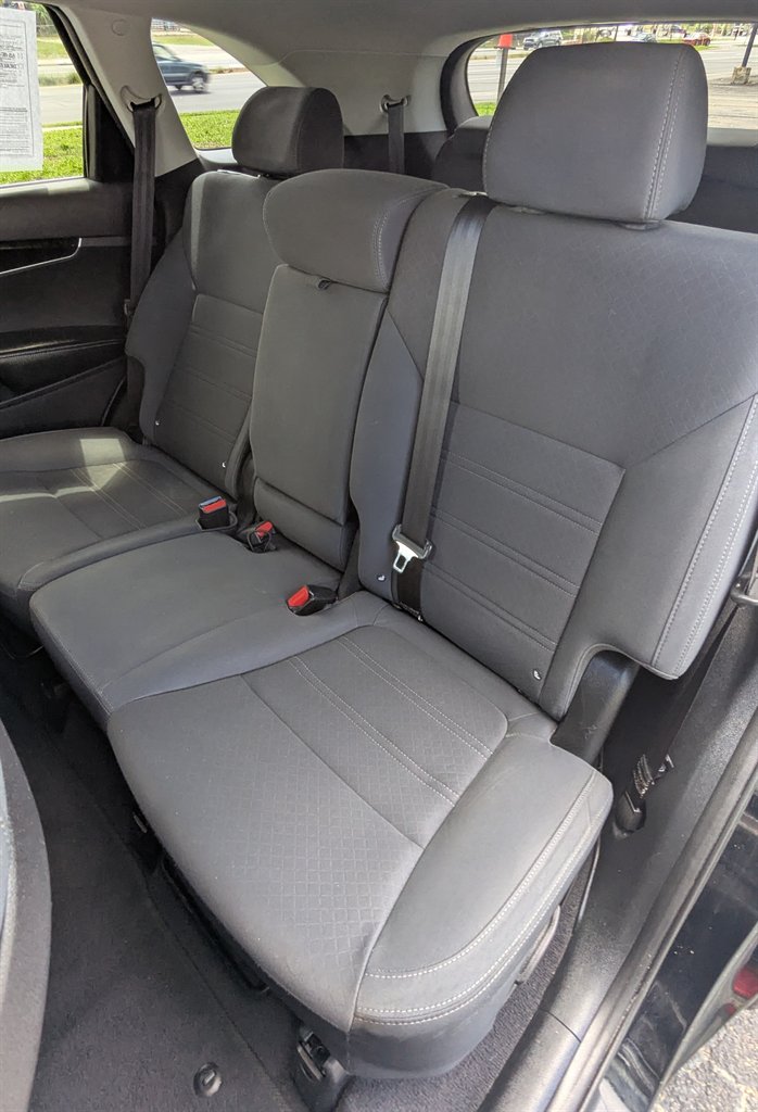 2017 Kia Sorento LX - Photo 13