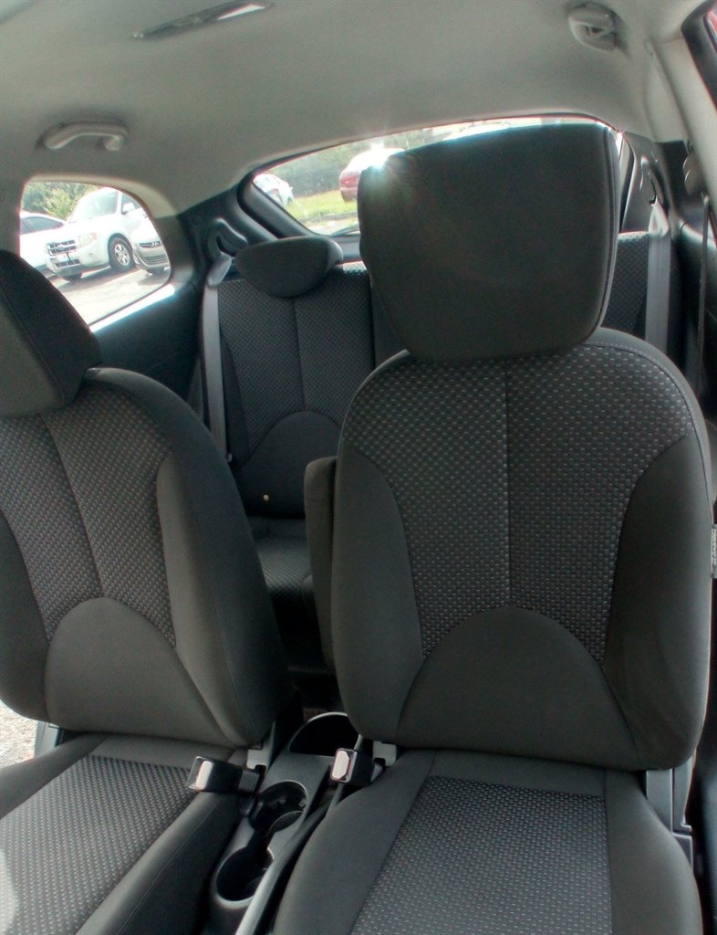 2011 Hyundai Accent GL - Photo 12