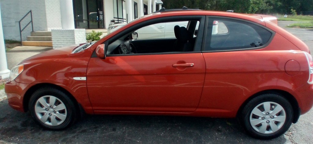 2011 Hyundai Accent GL - Photo 6