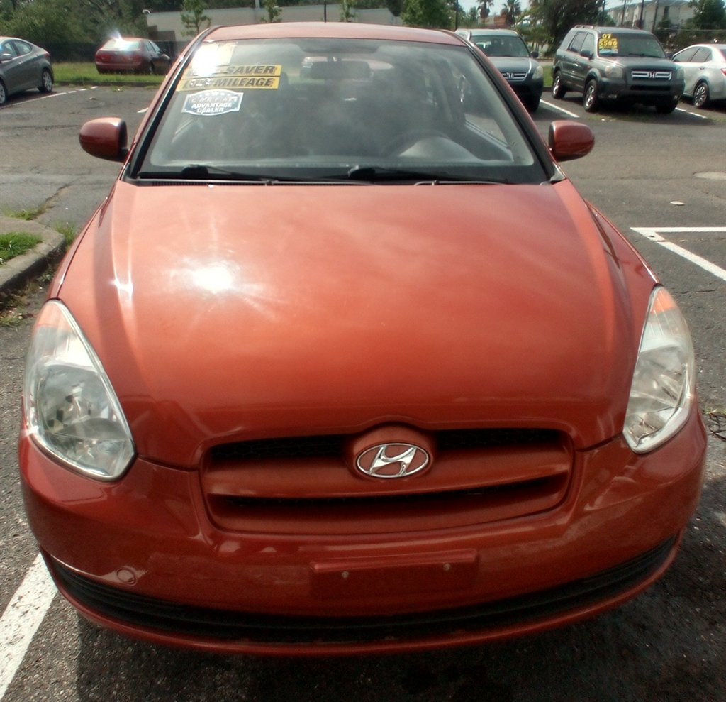 2011 Hyundai Accent GL - Photo 8